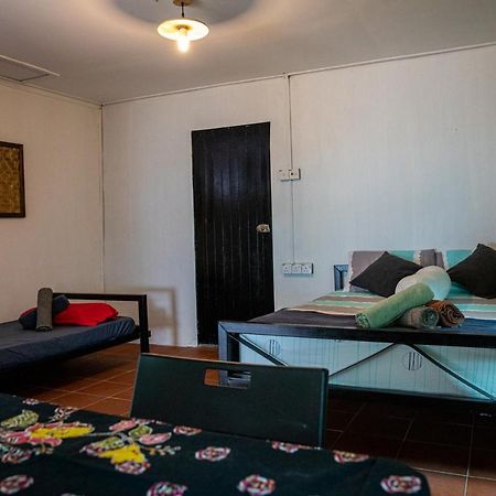 Tioman Cabana Bed & Breakfast Kampong Ayer Batang Dış mekan fotoğraf