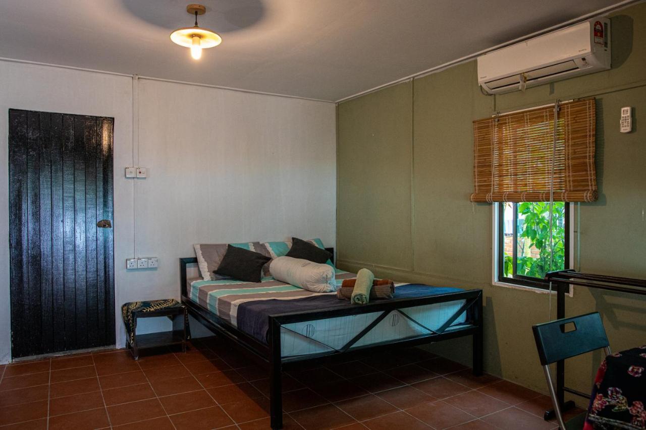 Tioman Cabana Bed & Breakfast Kampong Ayer Batang Dış mekan fotoğraf