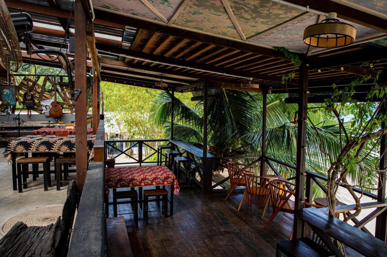 Tioman Cabana Bed & Breakfast Kampong Ayer Batang Dış mekan fotoğraf