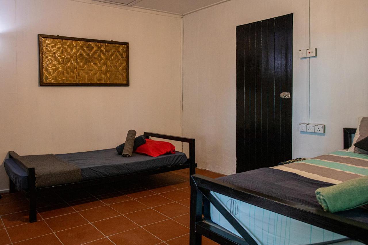 Tioman Cabana Bed & Breakfast Kampong Ayer Batang Dış mekan fotoğraf